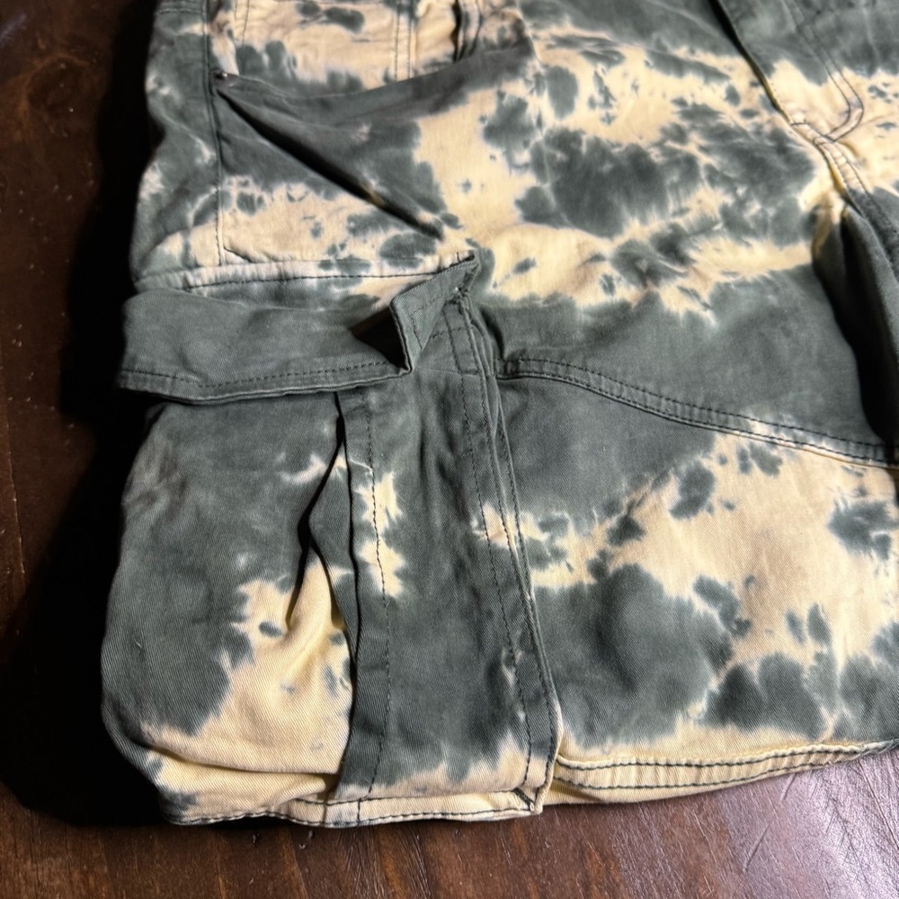 Copper Rivet Bleached Green  Tie-Dye Cargo Pants Slim Fit 40/32 - Picture 3 of 10